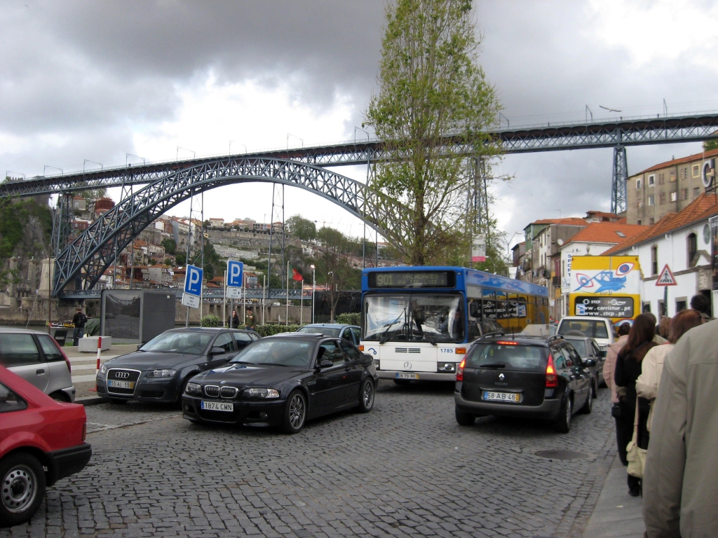 Мост Дона Луиша в городе Порту.
