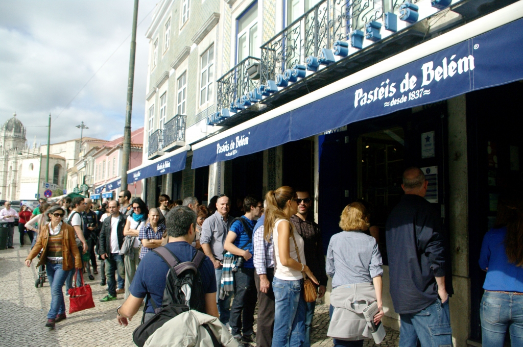Знаменитое кафе "Pasteis de Belem".